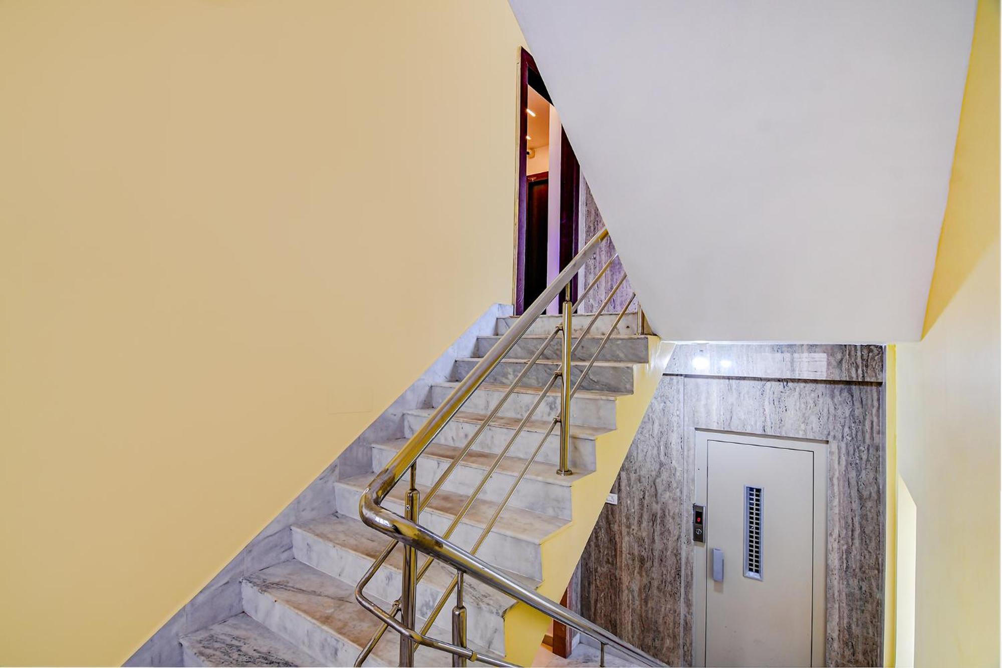 Fabhotel Heritage Ruby Калькутта Экстерьер фото